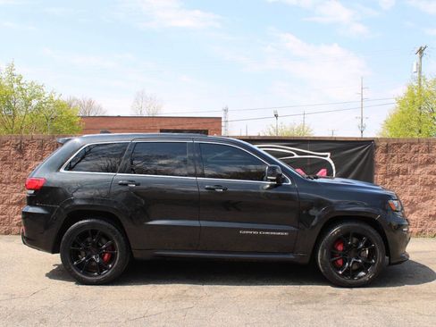 Used 2014 Jeep Grand Cherokee SRT8 w/ Luxury Group II image 5