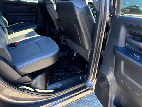 Used 2024 RAM 3500 Tradesman w/ Chrome Appearance Group image 23