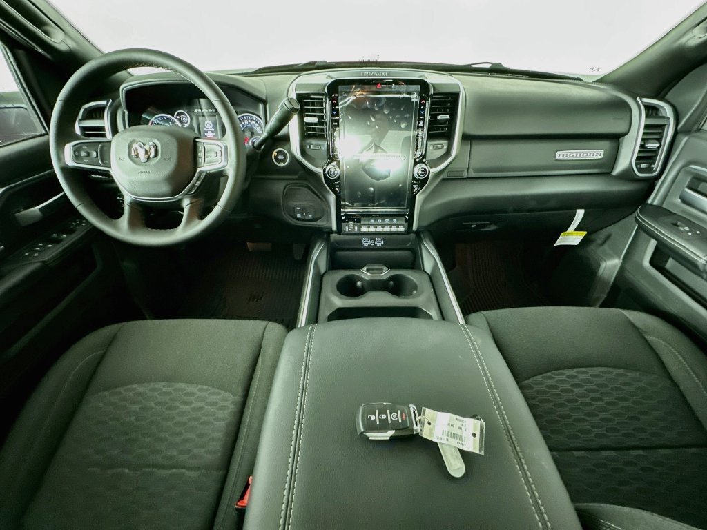 New 2026 RAM 2500 Big Horn AWD/4WD image 9