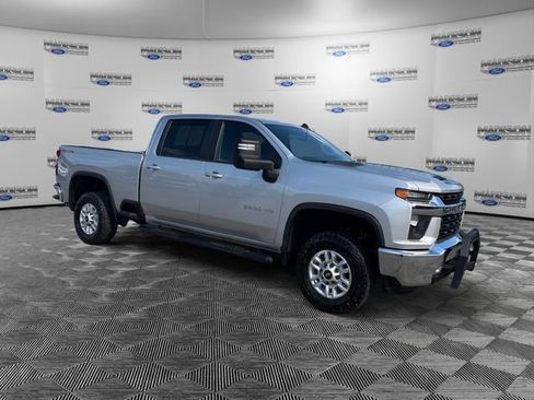 Used 2022 Chevrolet Silverado 2500 LT w/ Convenience Package AWD/4WD image 7