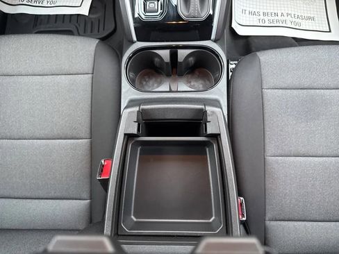 Used 2025 Chevrolet Colorado W/T image 30