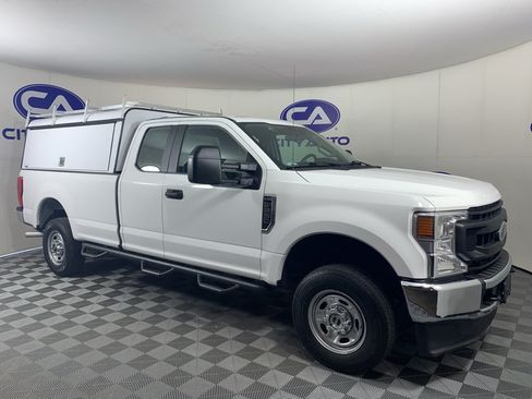 Used 2021 Ford F250 XL w/ Power Equipment Group AWD/4WD image 1