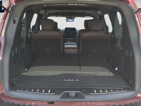Used 2023 Nissan Armada Platinum w/ Captain's Chairs Package AWD/4WD image 12