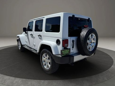 Used 2013 Jeep Wrangler Unlimited Sahara w/ Connectivity Group AWD/4WD image 7