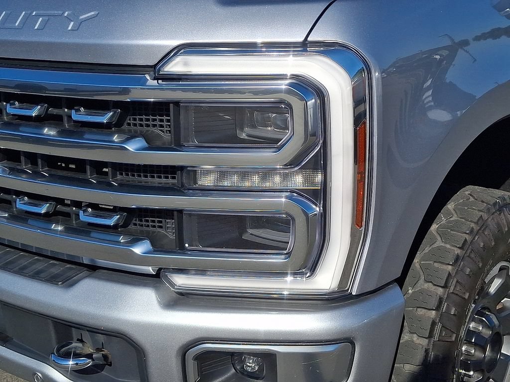 Used 2024 Ford F250 Platinum w/ Tremor Off-Road Package AWD/4WD image 9