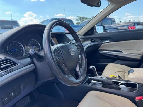 Used 2014 Honda Crosstour EX-L image 16