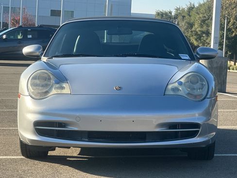 Used 2002 Porsche 911 Carrera 4 image 9
