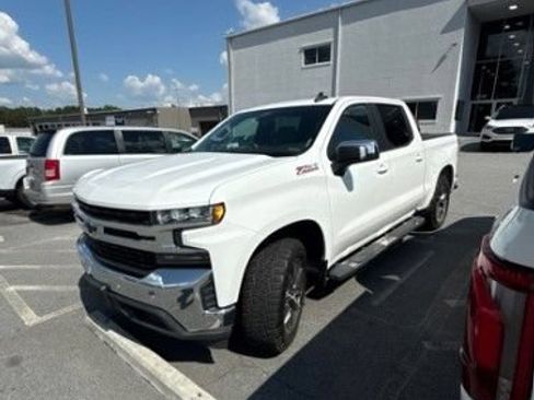 Used 2019 Chevrolet Silverado 1500 LT w/ All-Star Edition AWD/4WD image 3