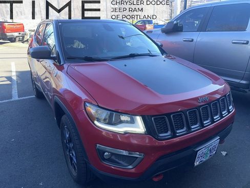 Used 2019 Jeep Compass Trailhawk w/ Leather Interior Group image 1