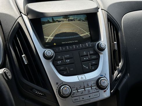 Used 2017 Chevrolet Equinox Premier w/ Enhanced Convenience Package FWD image 15