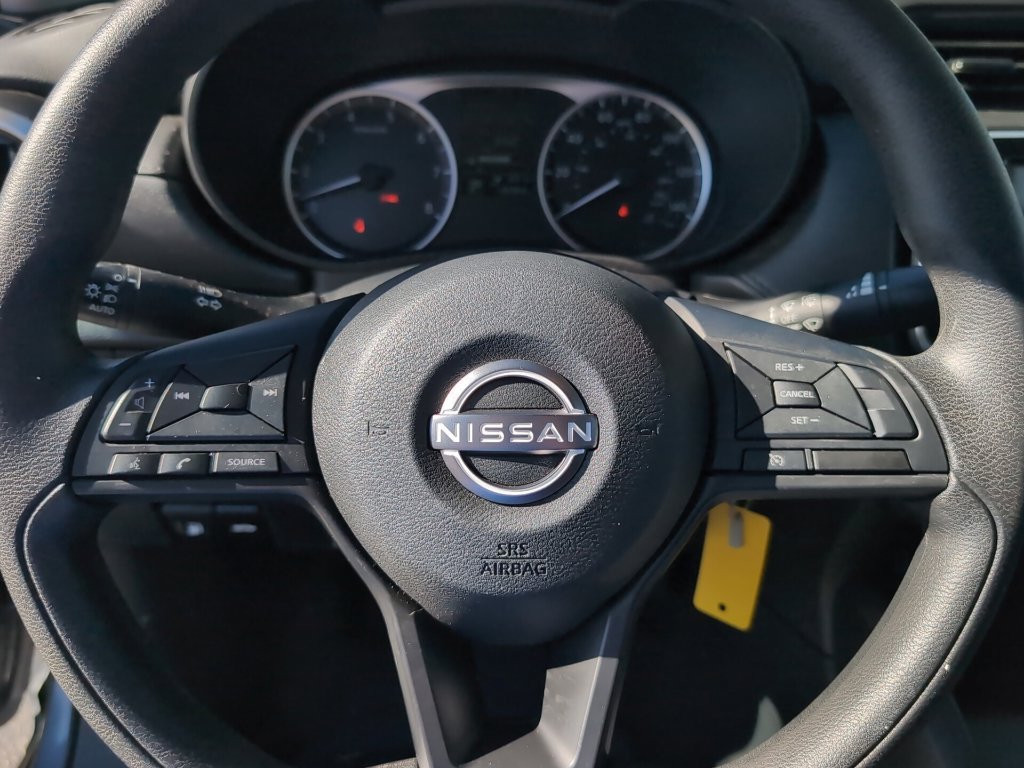 Used 2025 Nissan Versa S w/ Trunk Package FWD image 11