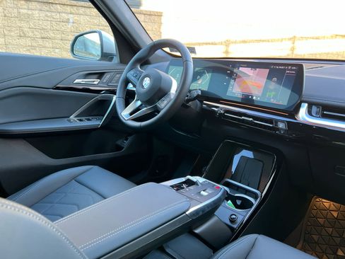 Used 2025 BMW X1 xDrive28i w/ Convenience Package image 11