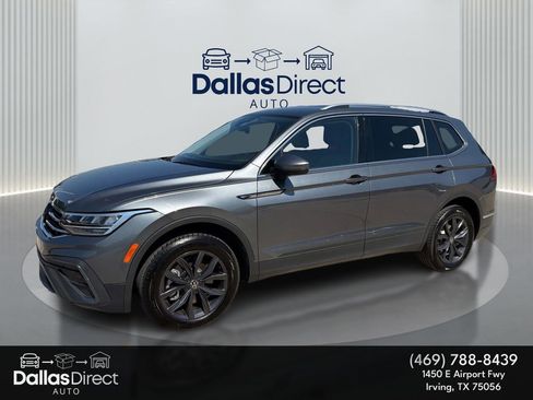 Used 2023 Volkswagen Tiguan SE image 2