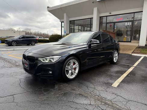 Used 2018 BMW 340i xDrive Sedan w/ Executive Package image 3