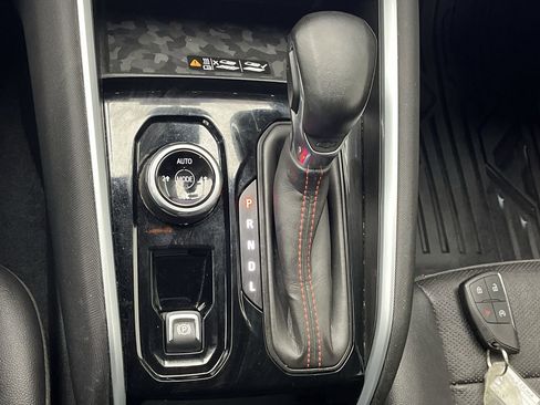 Certified 2024 Chevrolet Colorado Z71 w/ Z71 Convenience Package 2 image 26