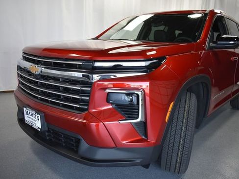 New 2026 Chevrolet Traverse LT w/ Driver Confidence Package AWD/4WD image 10