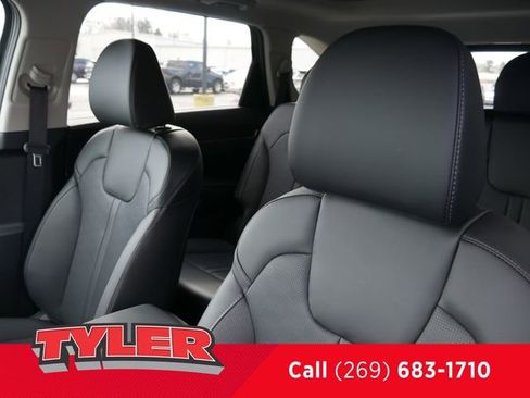 New 2025 Kia Sorento S w/ Panoramic Sunroof Package image 39