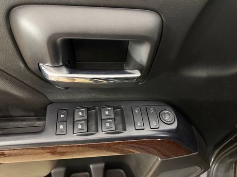 Used 2017 GMC Sierra 1500 SLE w/ SLE Value Package AWD/4WD image 17