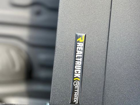 New 2025 Ford F250 Lariat w/ Lariat Ultimate Package image 25