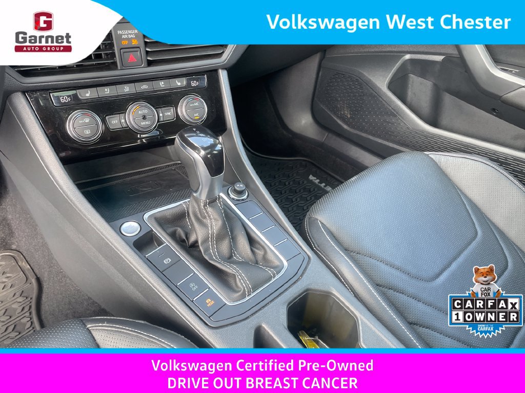 Certified 2024 Volkswagen Jetta SEL FWD image 23