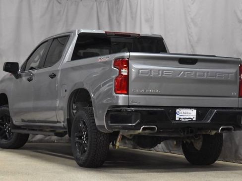 Used 2024 Chevrolet Silverado 1500 LT Trail Boss w/ Convenience Package II image 7