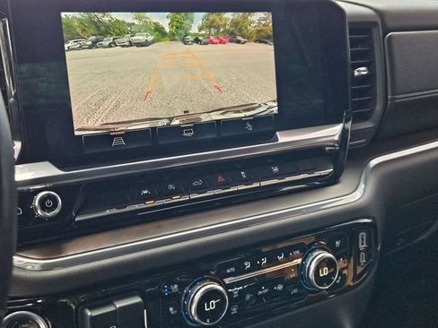 Used 2023 GMC Sierra 1500 SLT w/ SLT Premium Package RWD image 10