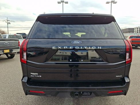New 2025 Ford Expedition Max Active image 6