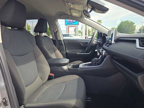 Certified 2025 Toyota RAV4 LE FWD image 10