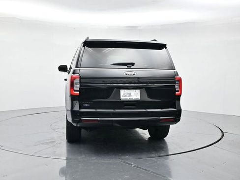 Certified 2024 Ford Expedition Limited image 8