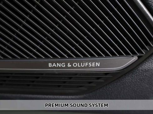 Used 2023 Audi S4 Premium Plus image 5