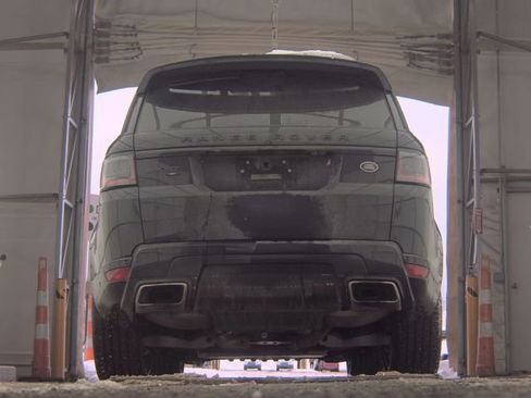 Used 2021 Land Rover Range Rover Sport HST image 7