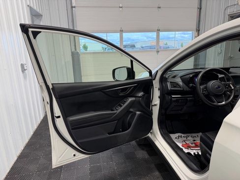 Used 2023 Subaru Crosstrek 2.0i AWD/4WD image 9