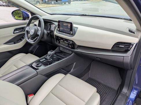 Used 2021 Nissan Rogue SV w/ Premium Package AWD/4WD image 39