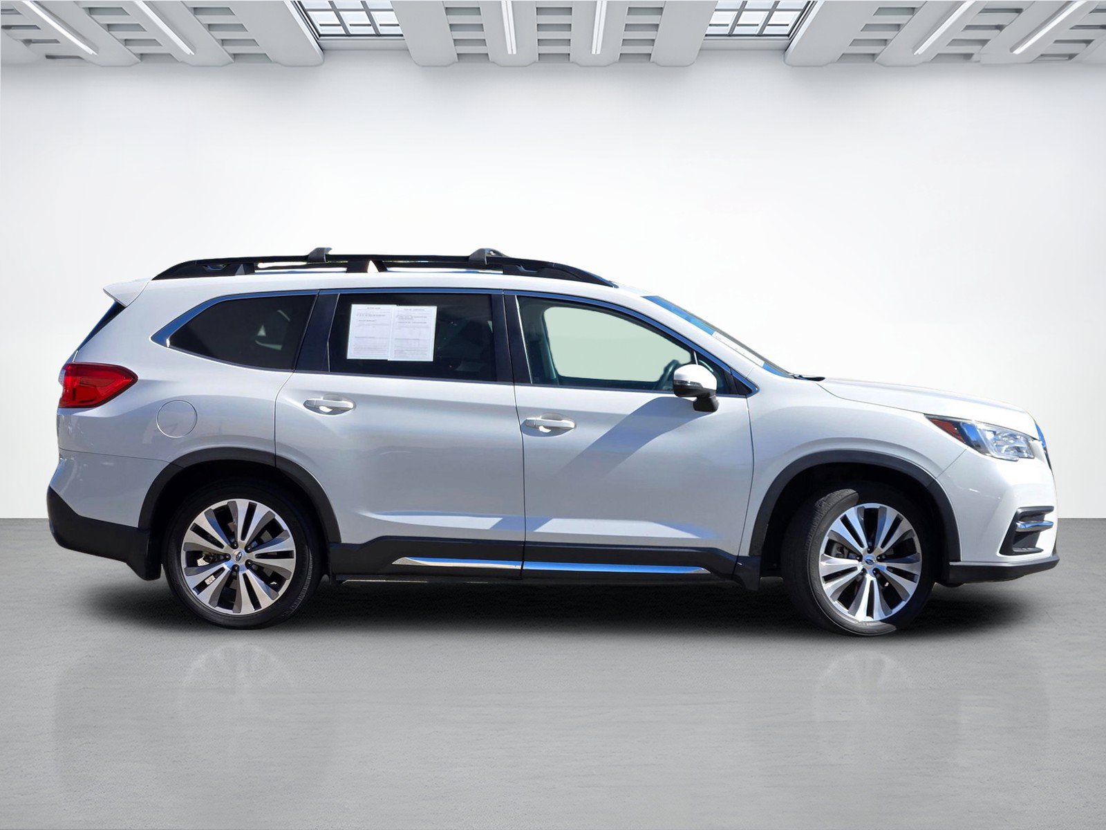 Used 2021 Subaru Ascent Limited w/ Technology Package AWD/4WD image 4