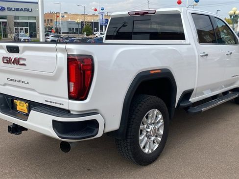 Used 2023 GMC Sierra 3500 Denali w/ Denali Ultimate Package image 5