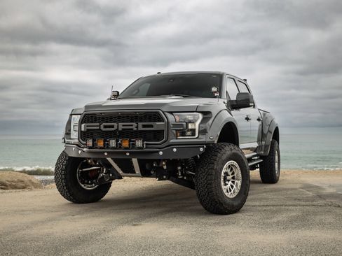 Used 2018 Ford F150 Raptor w/ Equipment Group 802A Luxury image 1