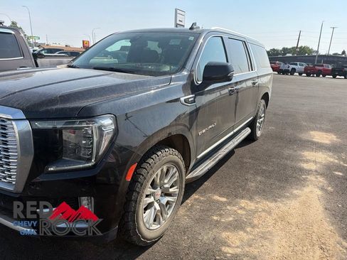 Used 2021 GMC Yukon XL Denali AWD/4WD image 1