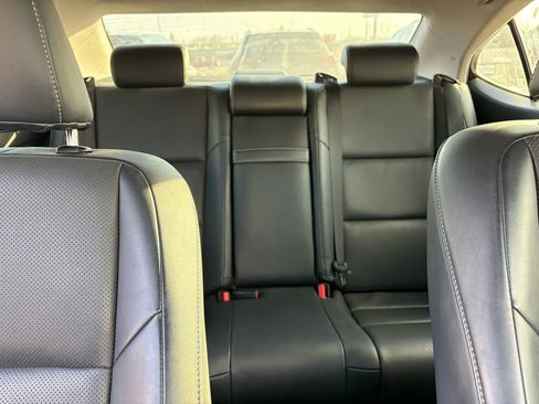 Used 2016 Lexus ES 350 ES 350 Sedan 4D image 17