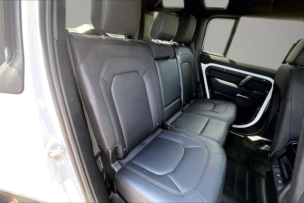 Used 2025 Land Rover Defender 110 S AWD/4WD image 24