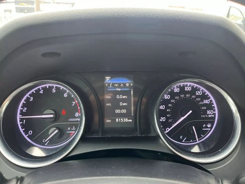 Used 2020 Toyota Camry SE image 9