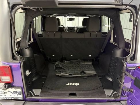 Used 2017 Jeep Wrangler Unlimited Sport w/ Quick Order Package 24S AWD/4WD image 9
