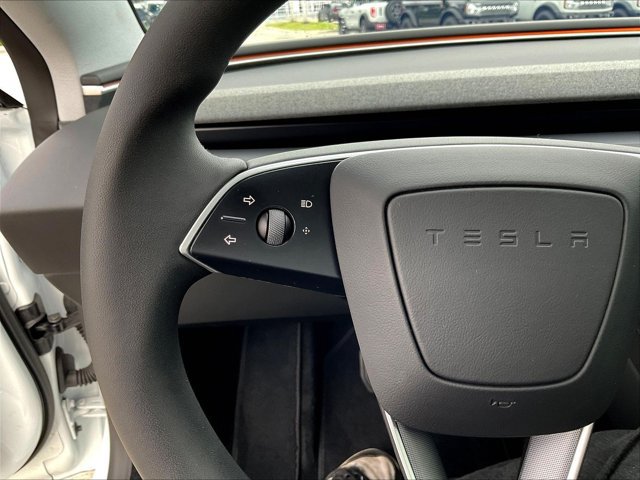 Used 2025 Tesla Model 3 Long Range AWD/4WD image 17