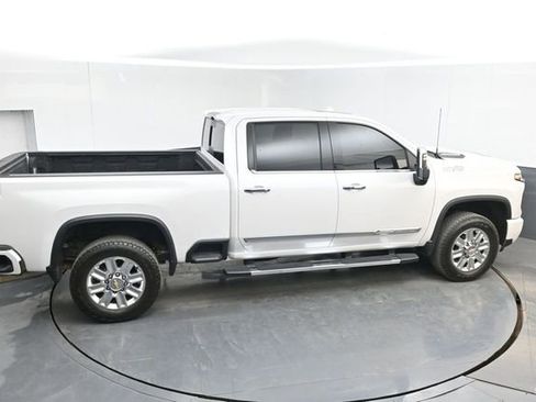 Used 2025 Chevrolet Silverado 2500 High Country w/ Technology Package AWD/4WD image 41