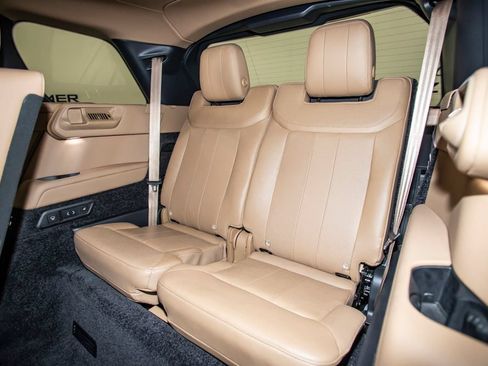Used 2023 Land Rover Range Rover Long Wheelbase Autobiography AWD/4WD image 16