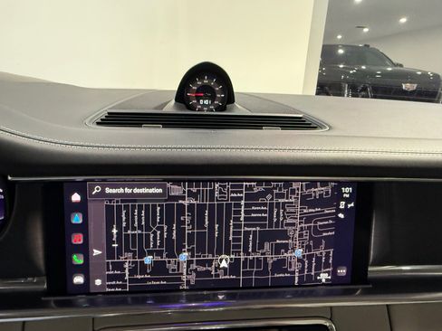 Used 2022 Porsche Panamera GTS image 42