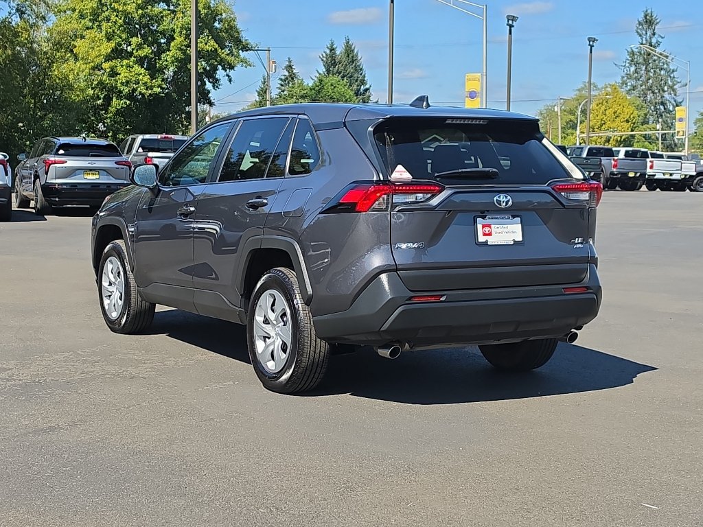 Certified 2025 Toyota RAV4 LE AWD/4WD image 4