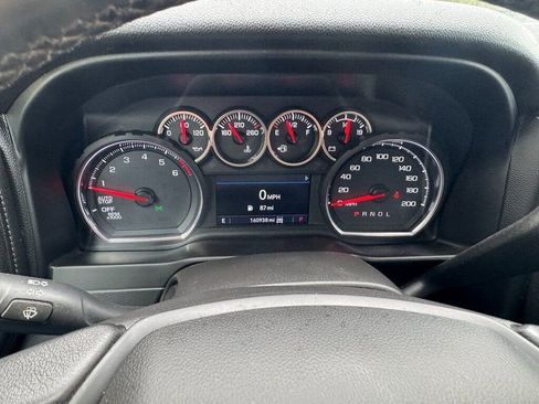 Used 2021 Chevrolet Silverado 1500 LT w/ Bed Protection Package AWD/4WD image 18