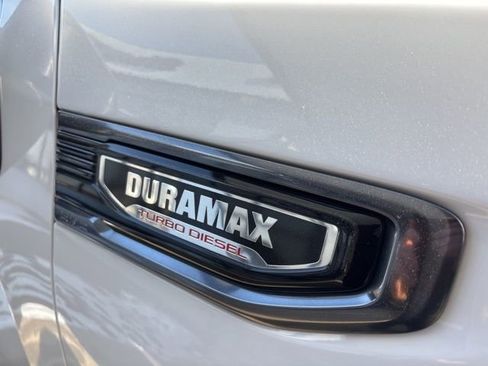 Used 2023 GMC Sierra 1500 AT4 w/ AT4 Preferred Package AWD/4WD image 9