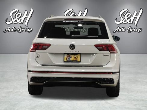 Used 2024 Volkswagen Tiguan SE R-Line image 22