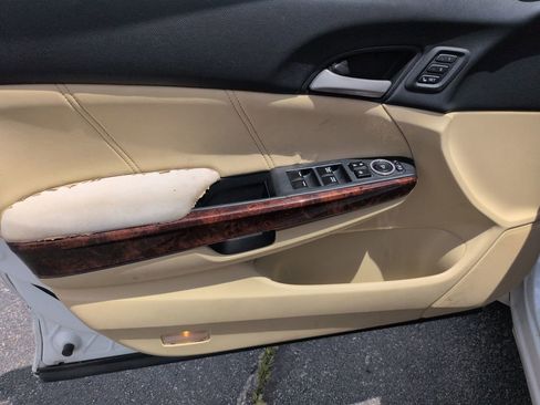 Used 2011 Honda Crosstour EX-L image 11